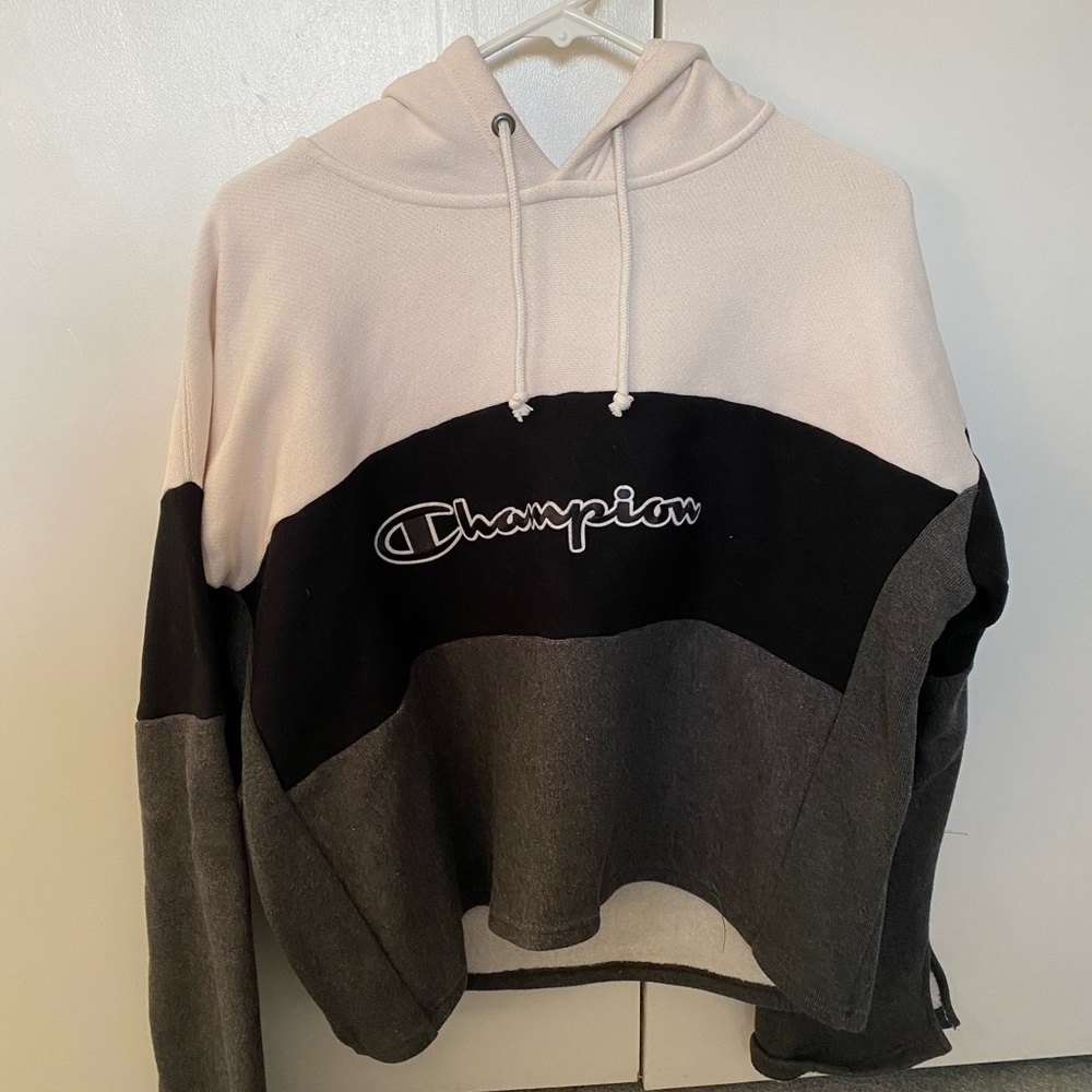 Champion women’s sweatshirt - Size S